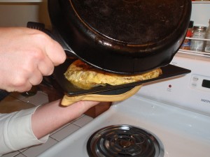 Flipping Tortilla Espanola